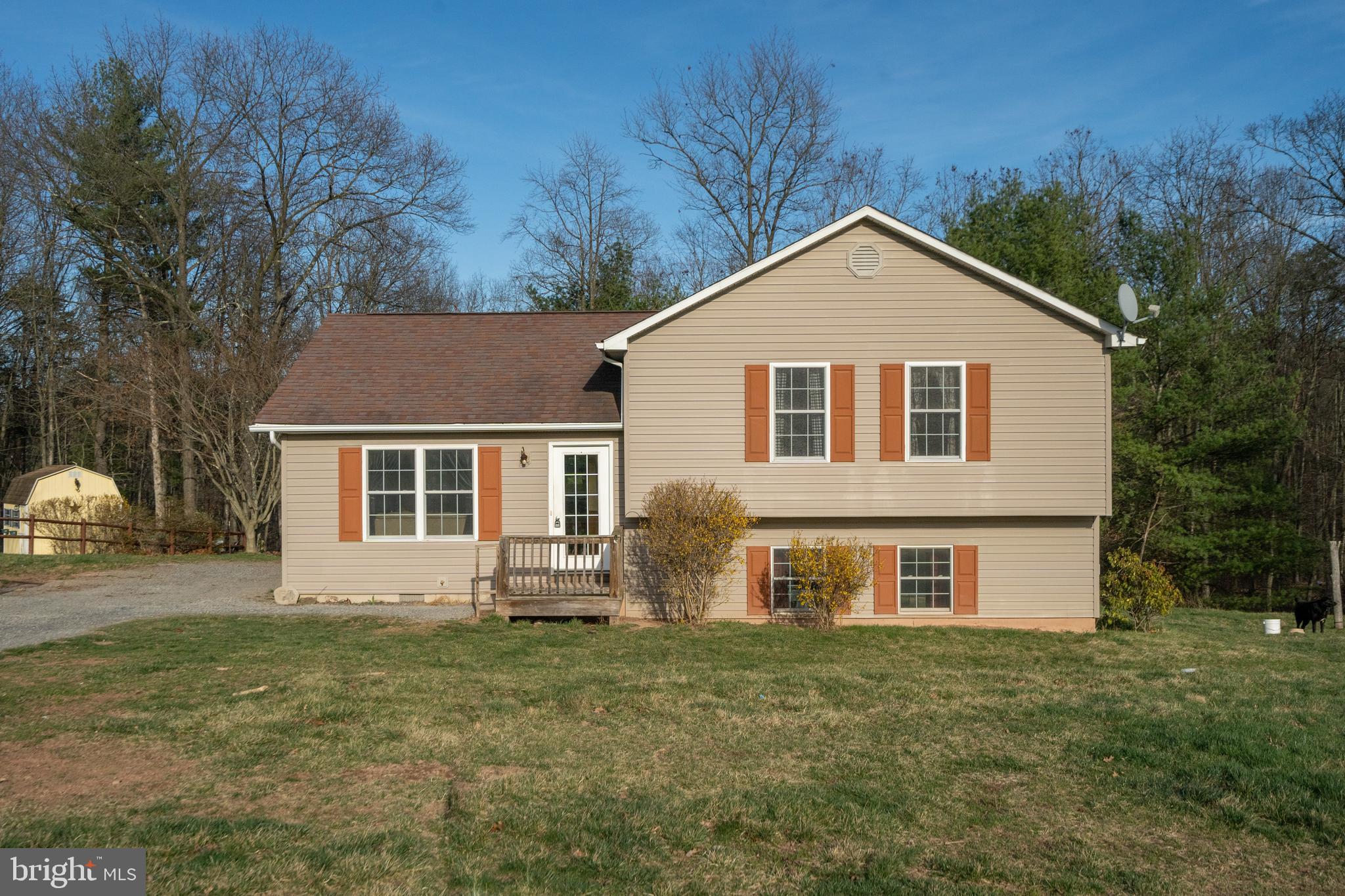 HICKORY CORNER - Residential