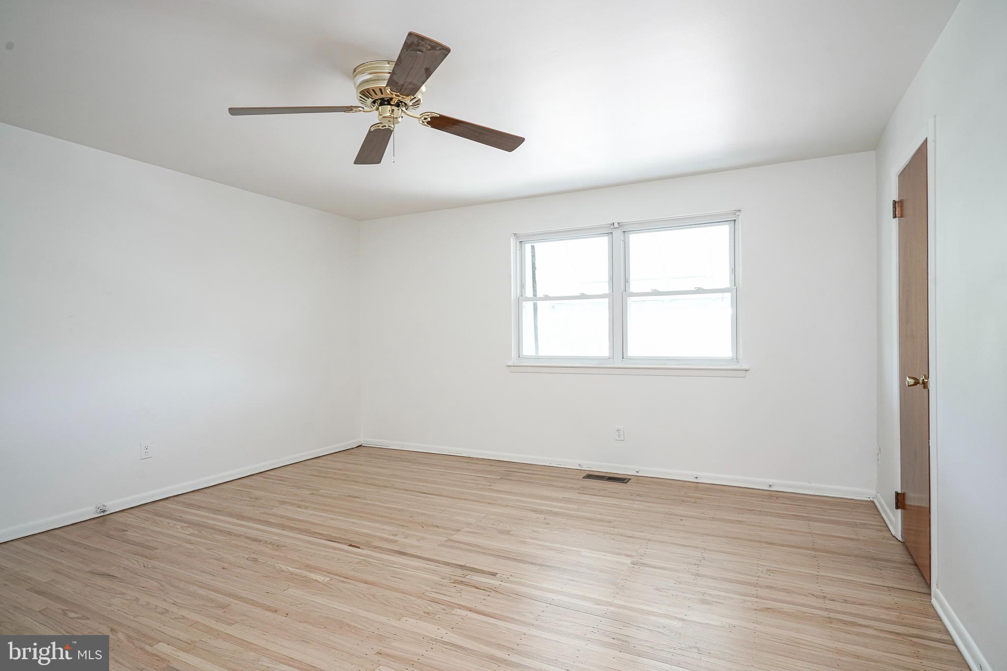 PHILADELPHIA (SOUTH) - Residential Lease