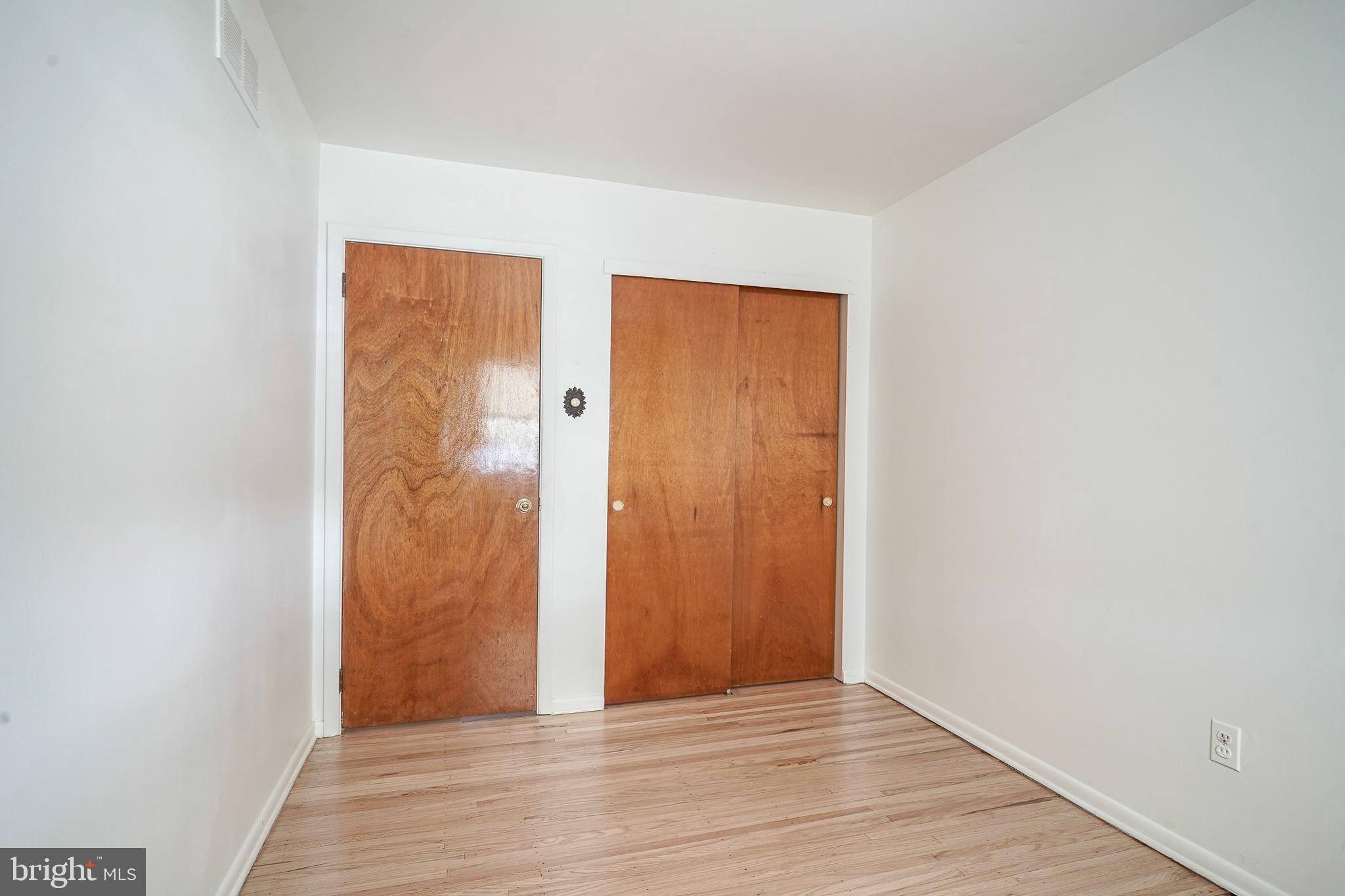 PHILADELPHIA (SOUTH) - Residential Lease