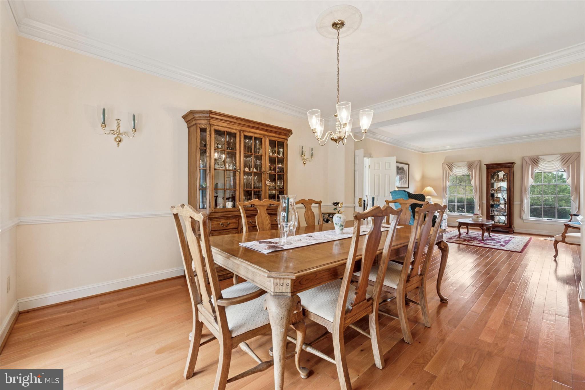 THORNBURY KNOLL - Residential