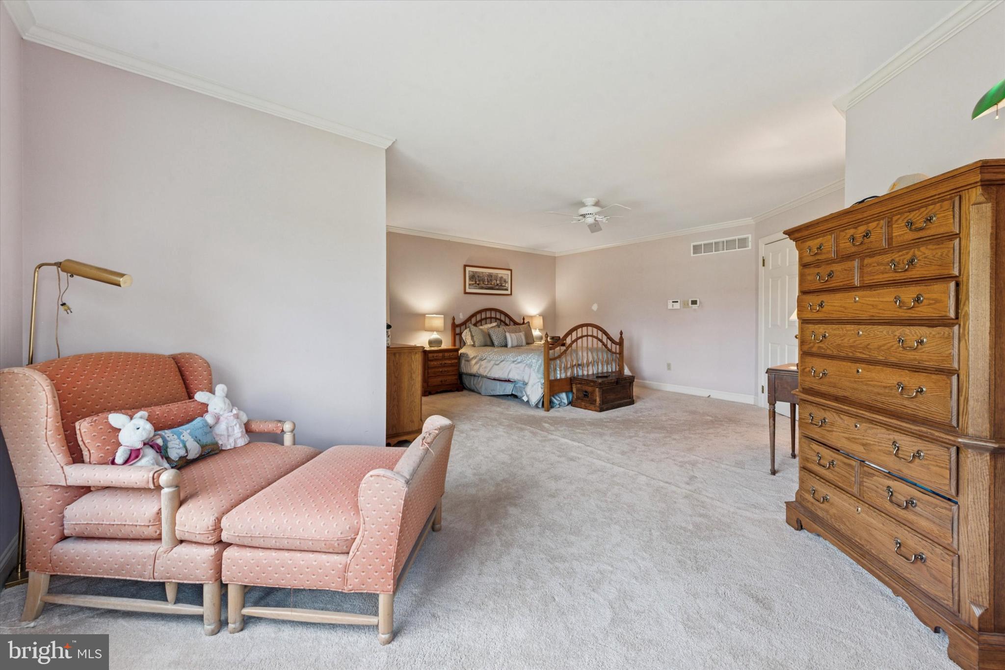 THORNBURY KNOLL - Residential