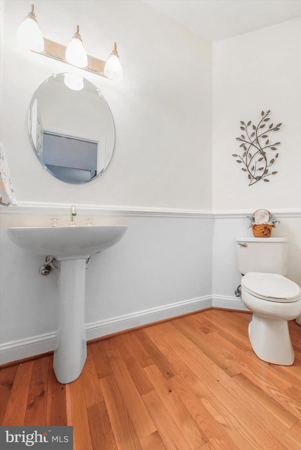 THORNBURY KNOLL - Residential