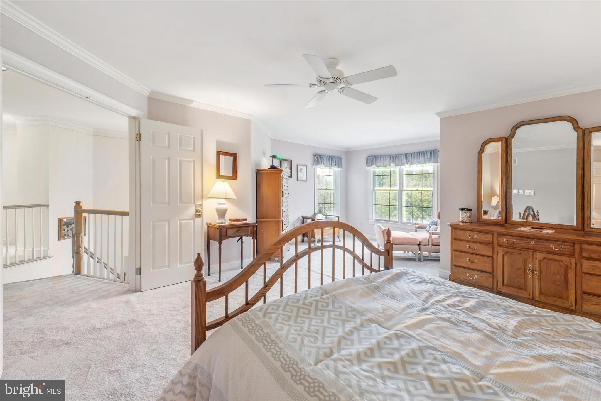 THORNBURY KNOLL - Residential