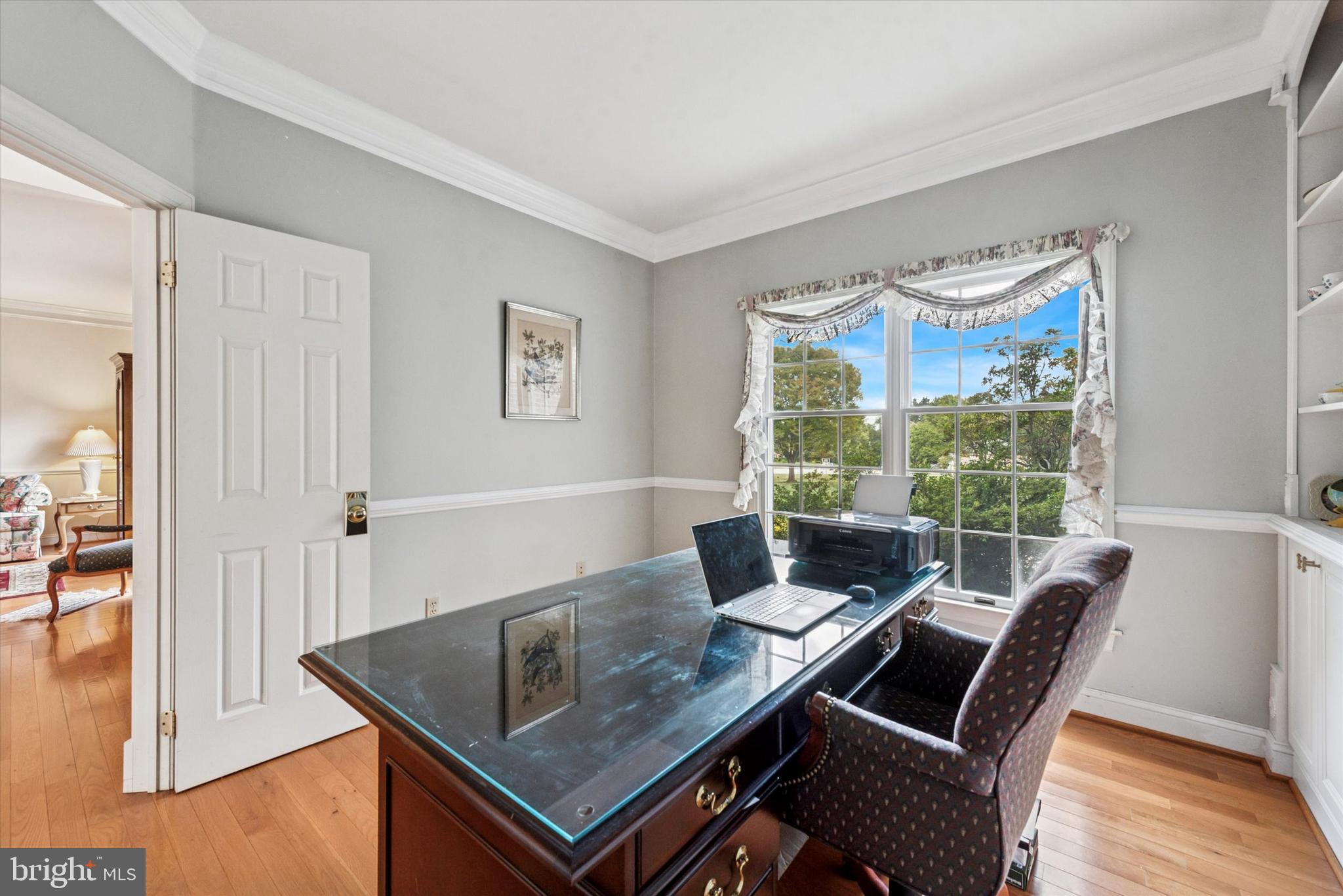 THORNBURY KNOLL - Residential