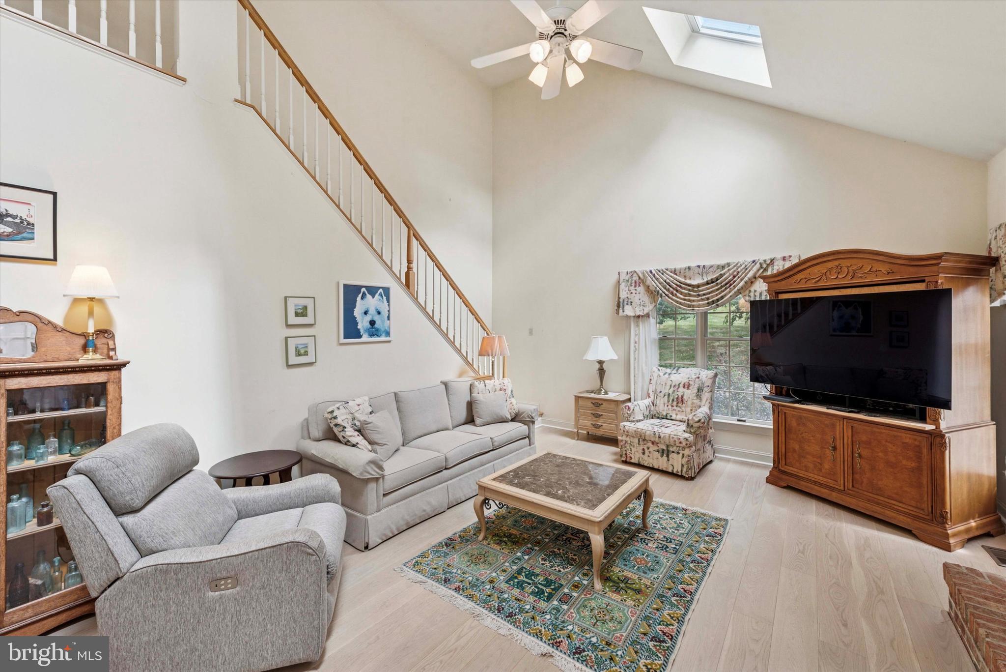 THORNBURY KNOLL - Residential