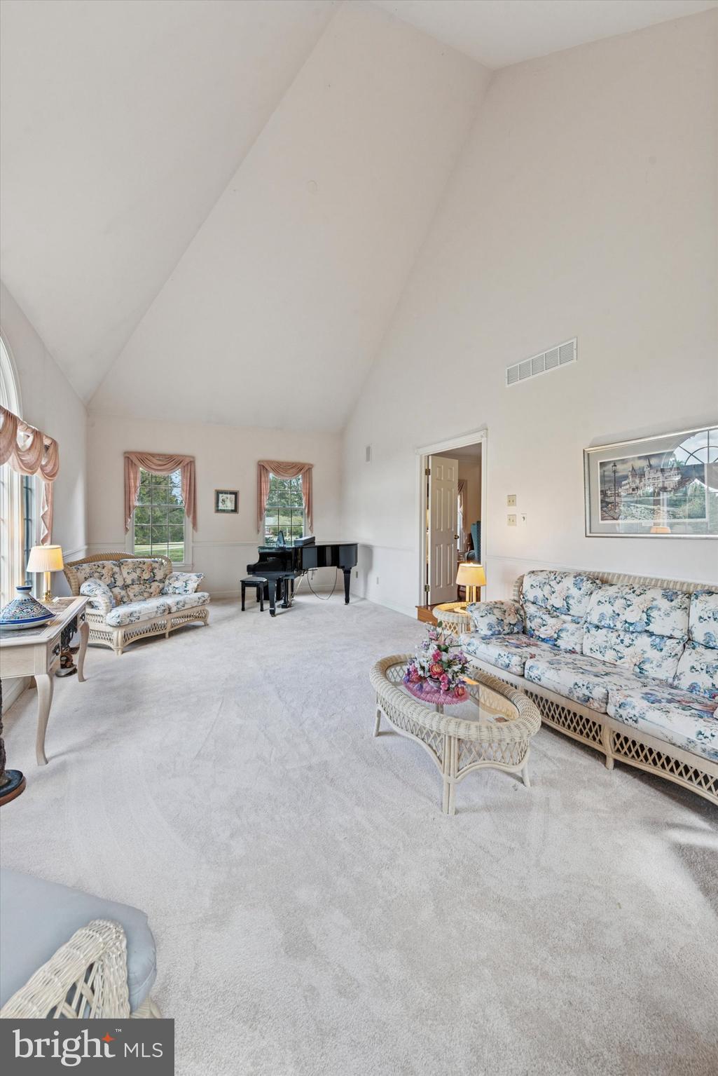 THORNBURY KNOLL - Residential