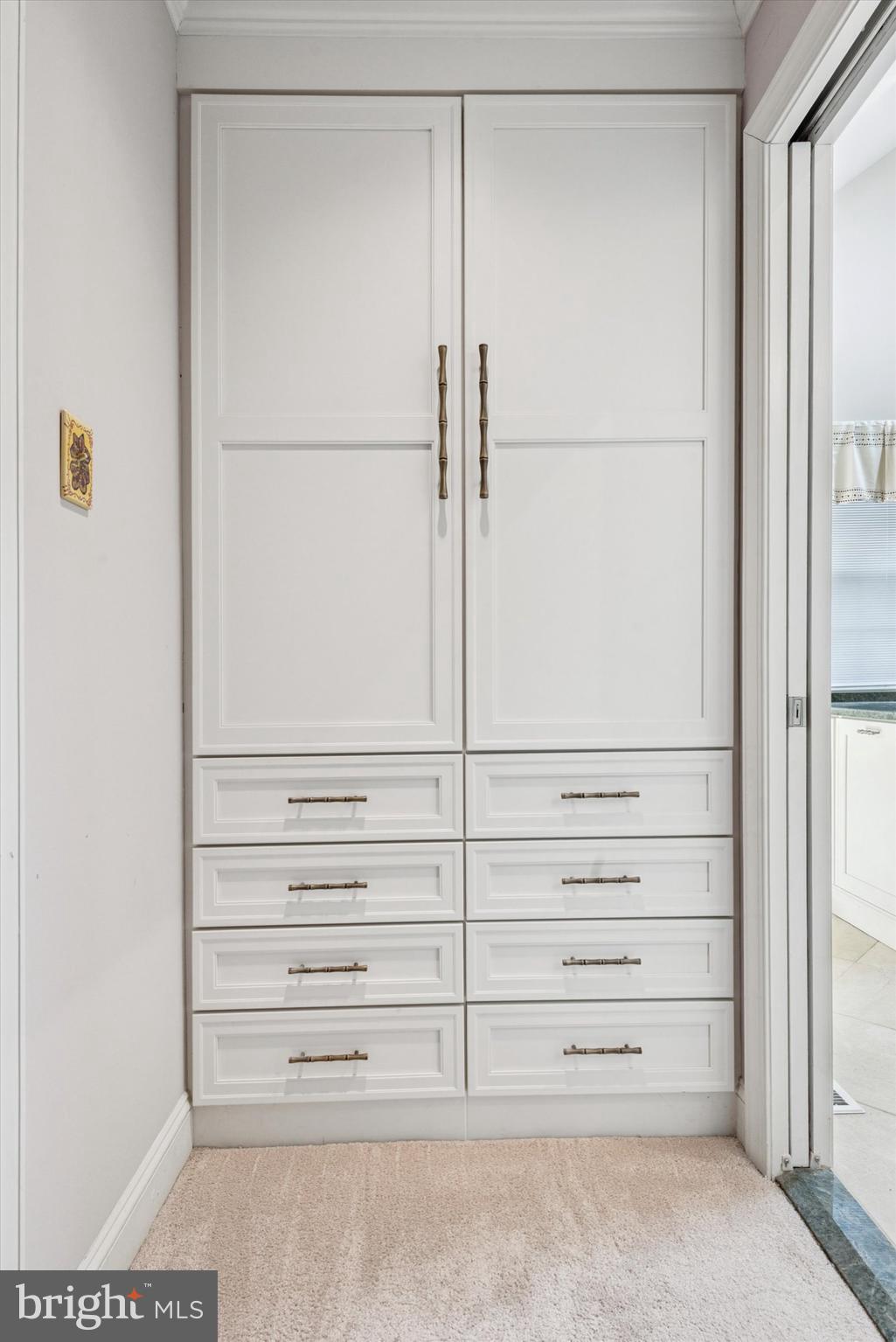 THORNBURY KNOLL - Residential