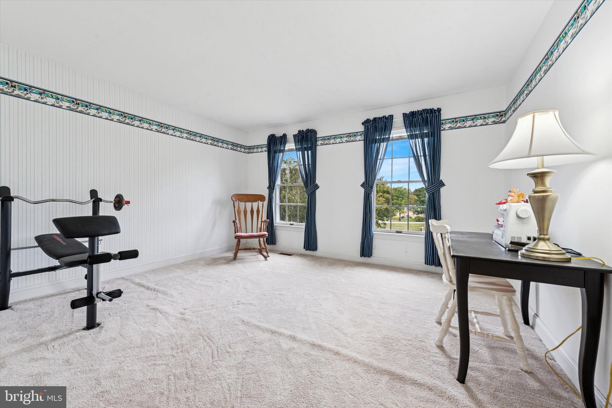 THORNBURY KNOLL - Residential