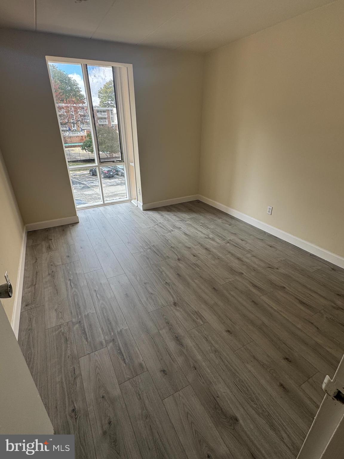 HUNTINGTON CLUB - Residential