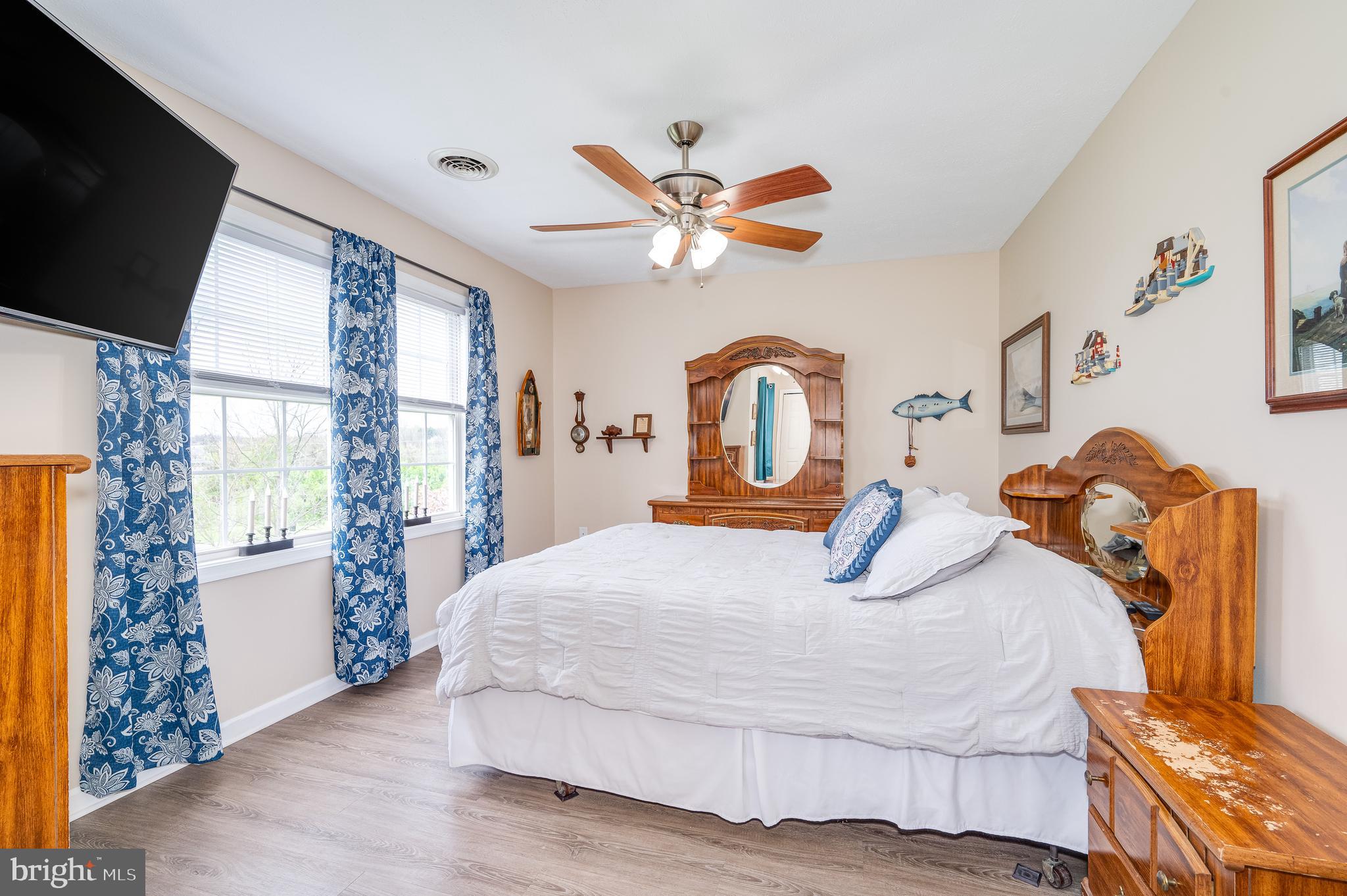 ELIZABETH STATION - Residential