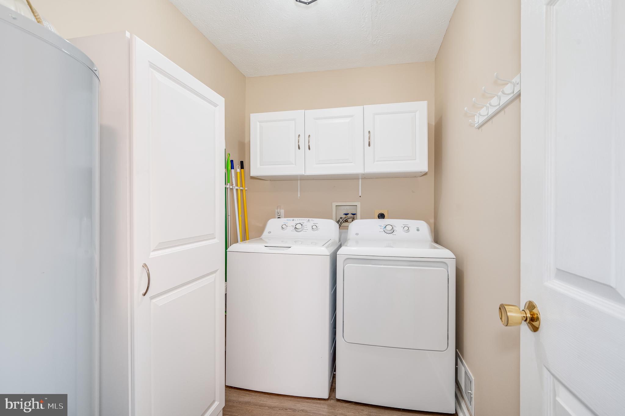 ELIZABETH STATION - Residential