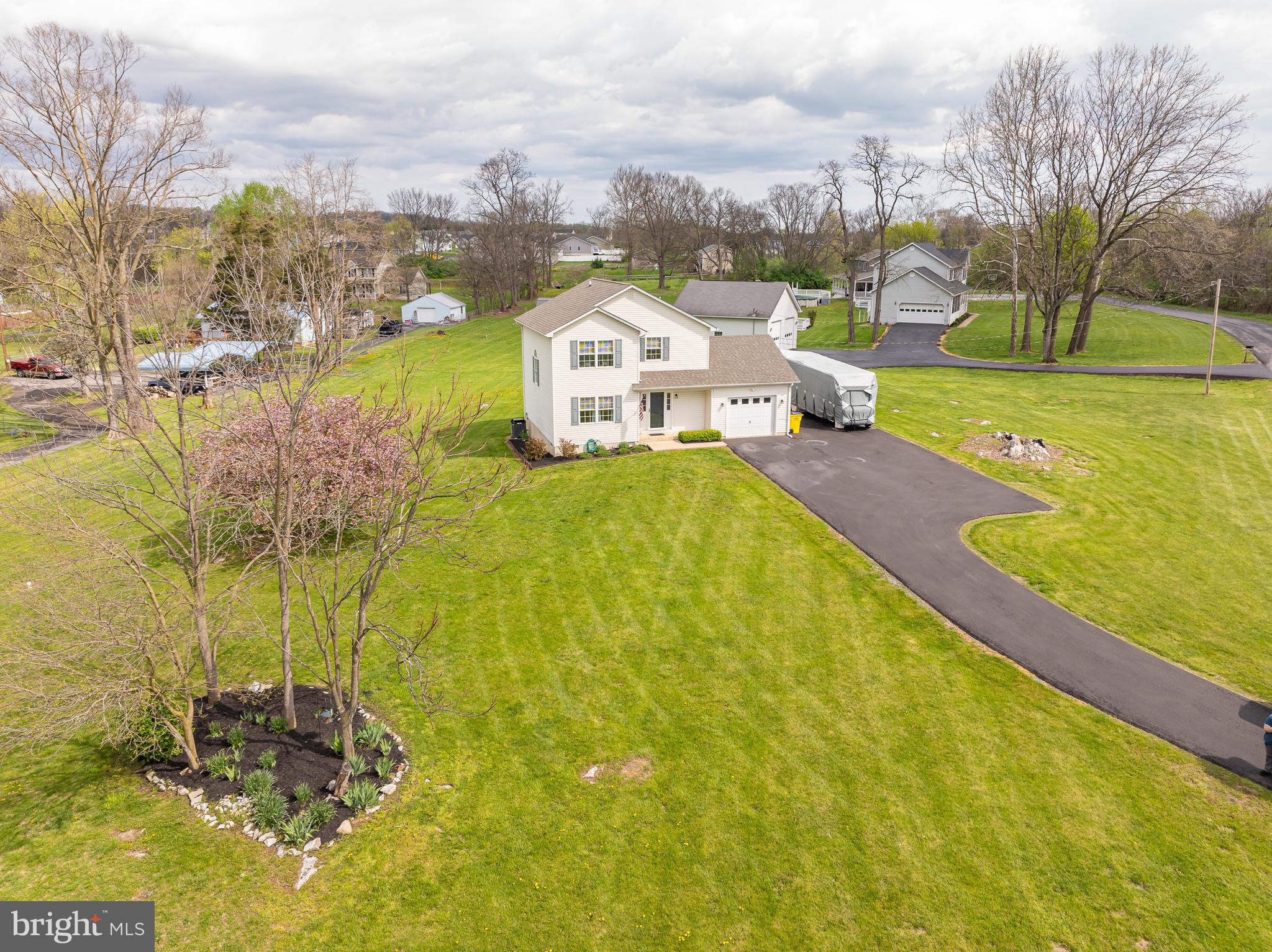 ELIZABETH STATION - Residential