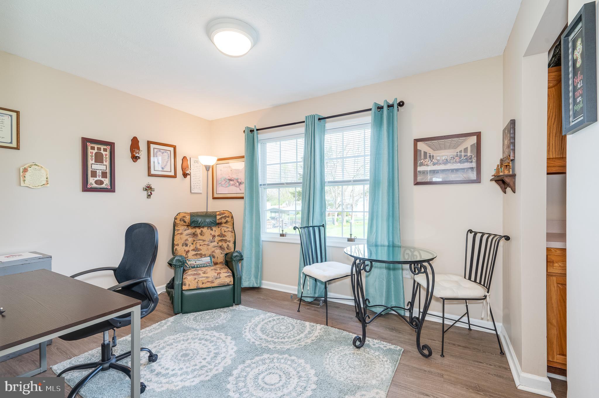 ELIZABETH STATION - Residential