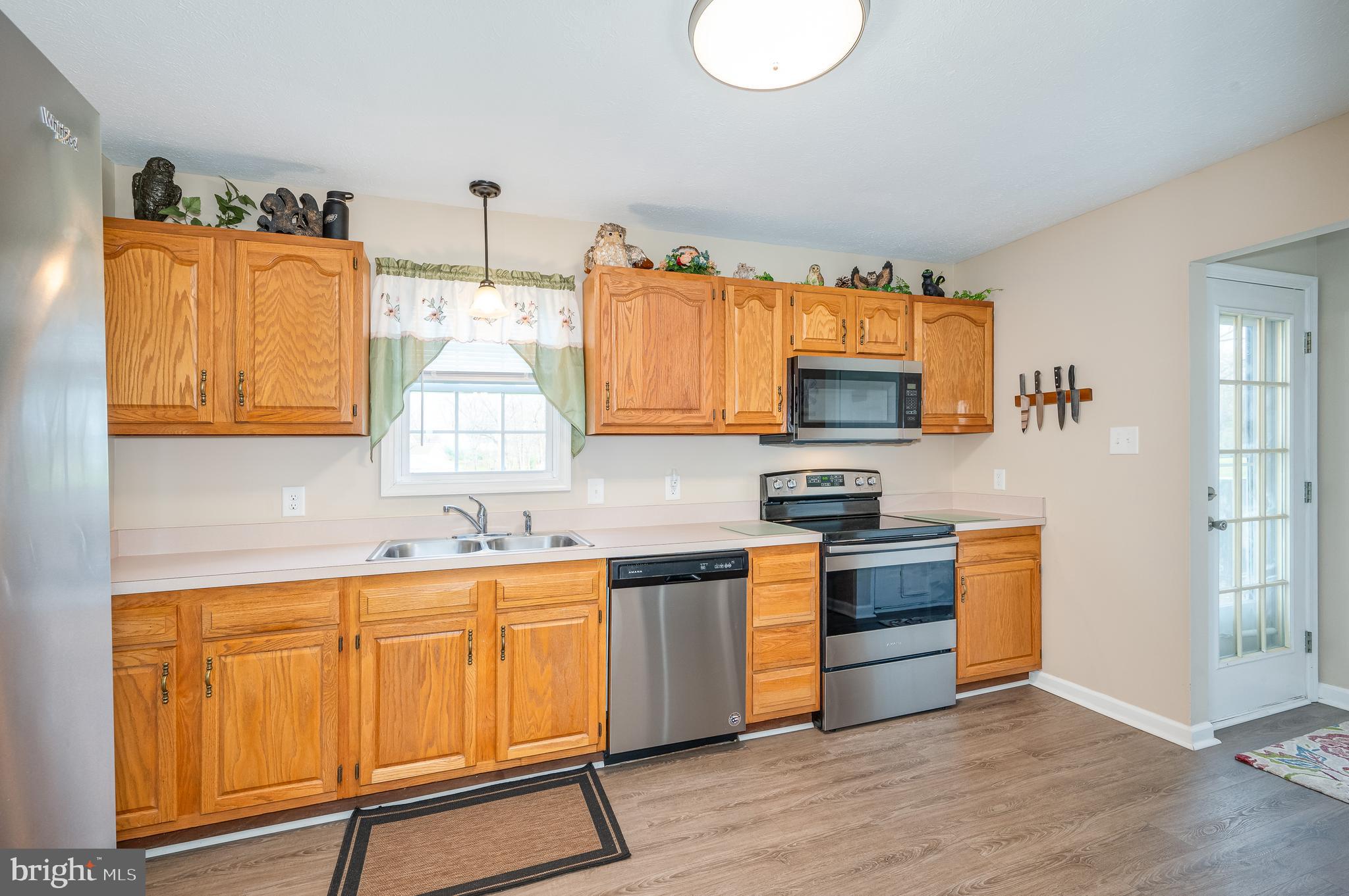 ELIZABETH STATION - Residential