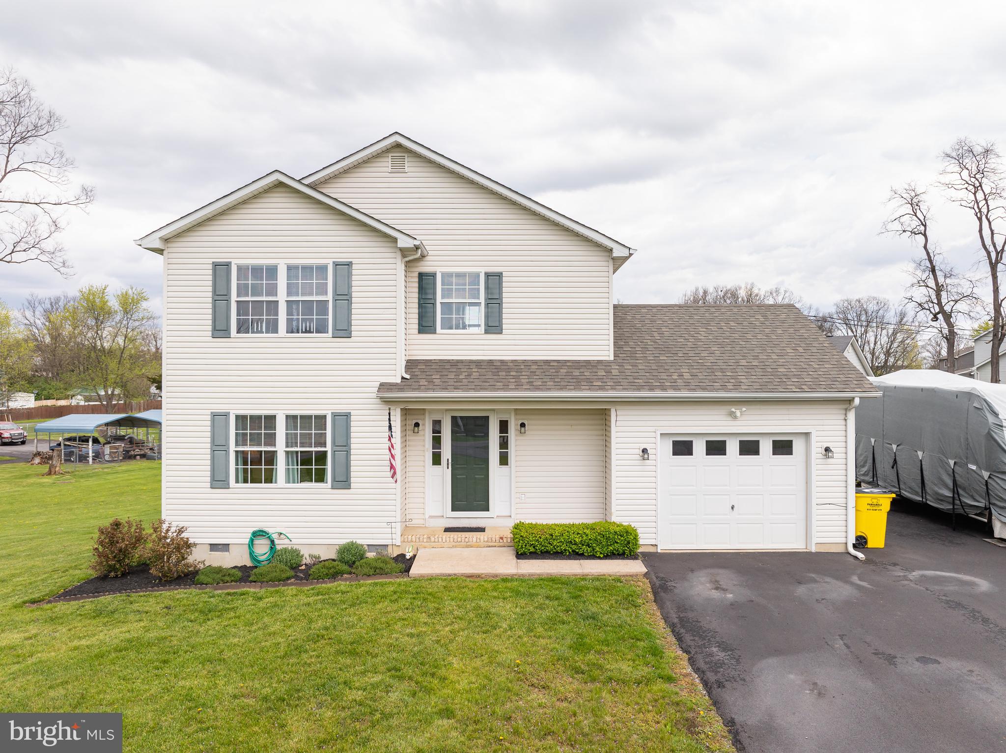 ELIZABETH STATION - Residential