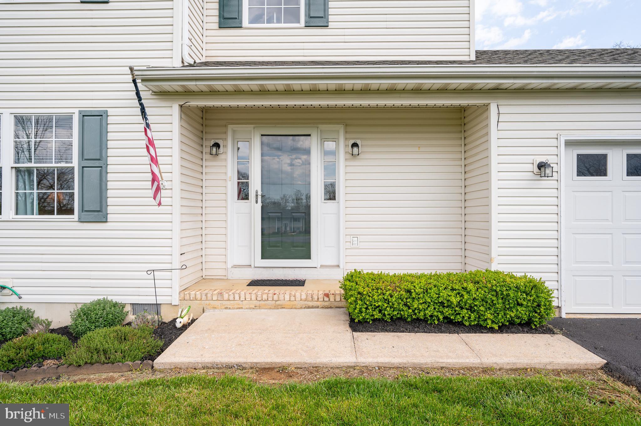 ELIZABETH STATION - Residential