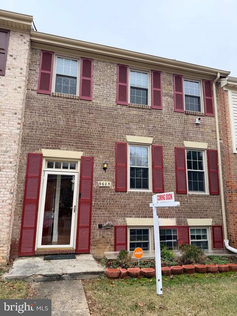 Photo of 9625 Lindenbrook Street, FAIRFAX, VA 22031 (MLS # VAFX2294340)
