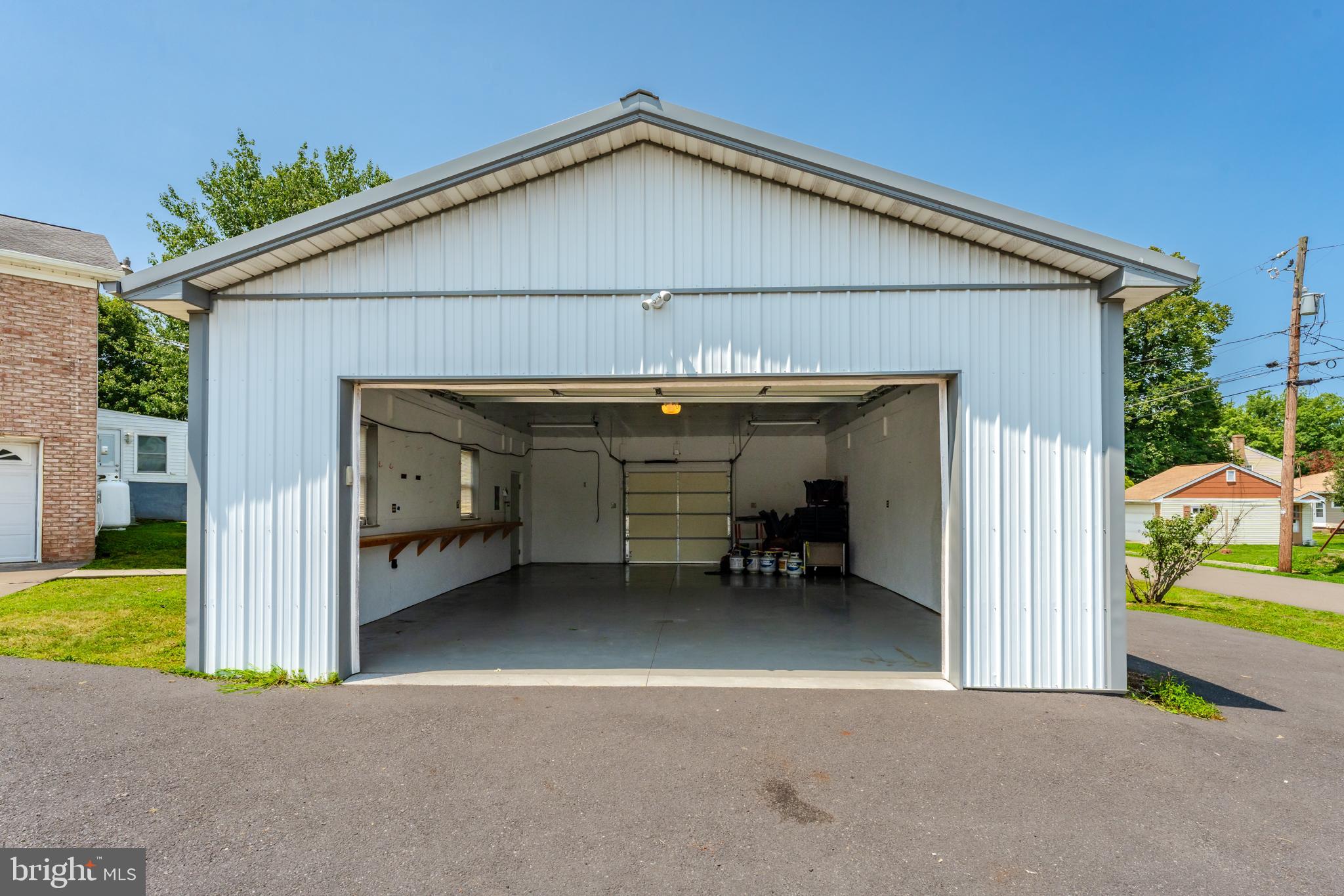 50 LINCOLN DRIVE