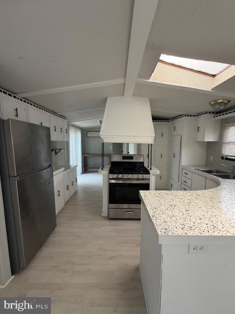 206 HEMLOCK WAY 206-B 278