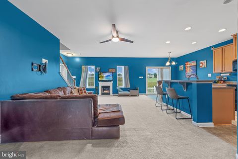 44 TOLLERTON TRAIL FALLING WATERS WV 25419