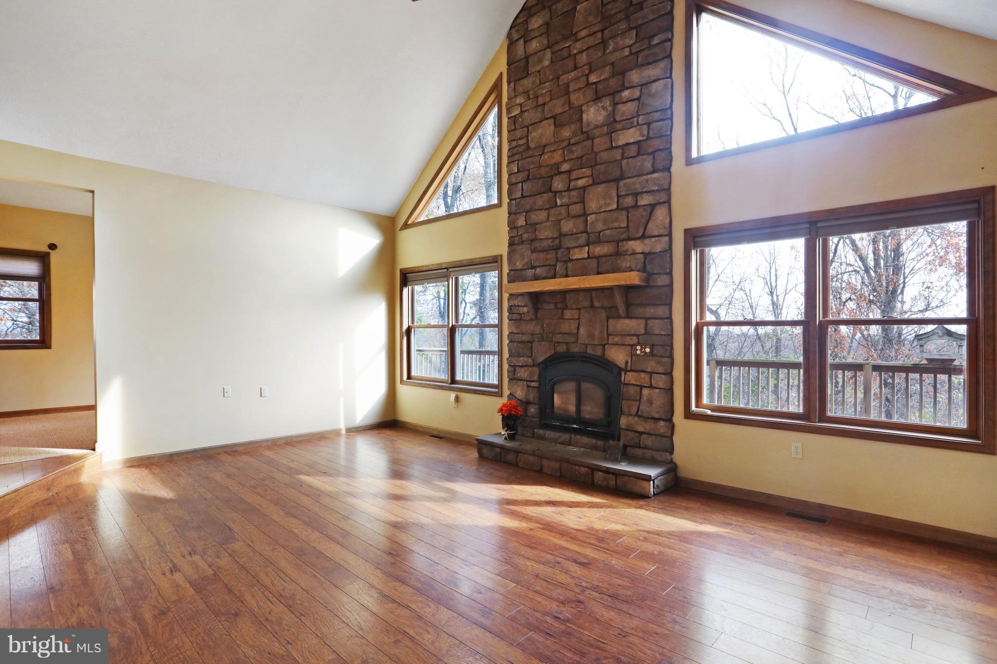 SLEEPY HOLLOW - Residential