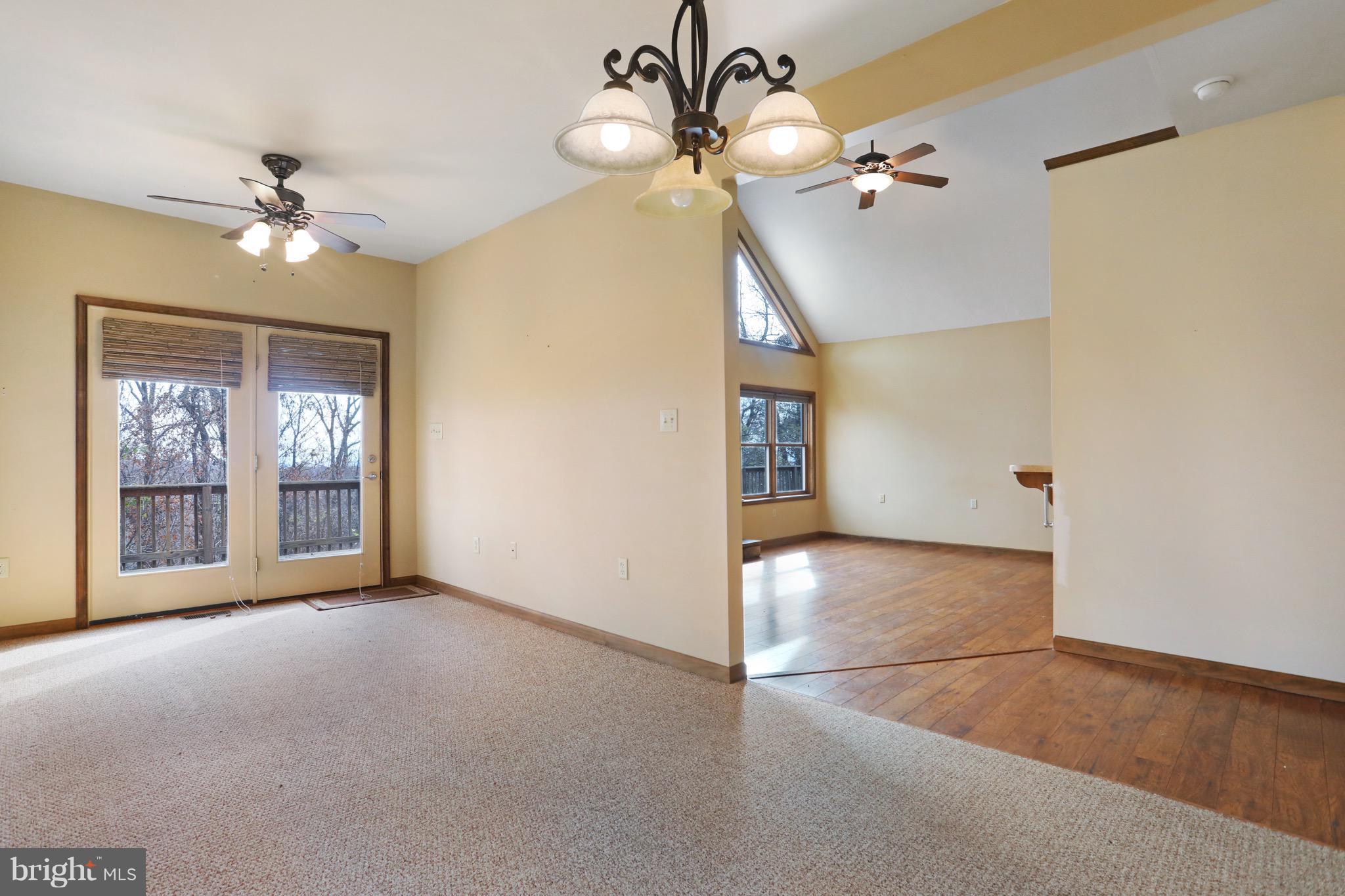 SLEEPY HOLLOW - Residential