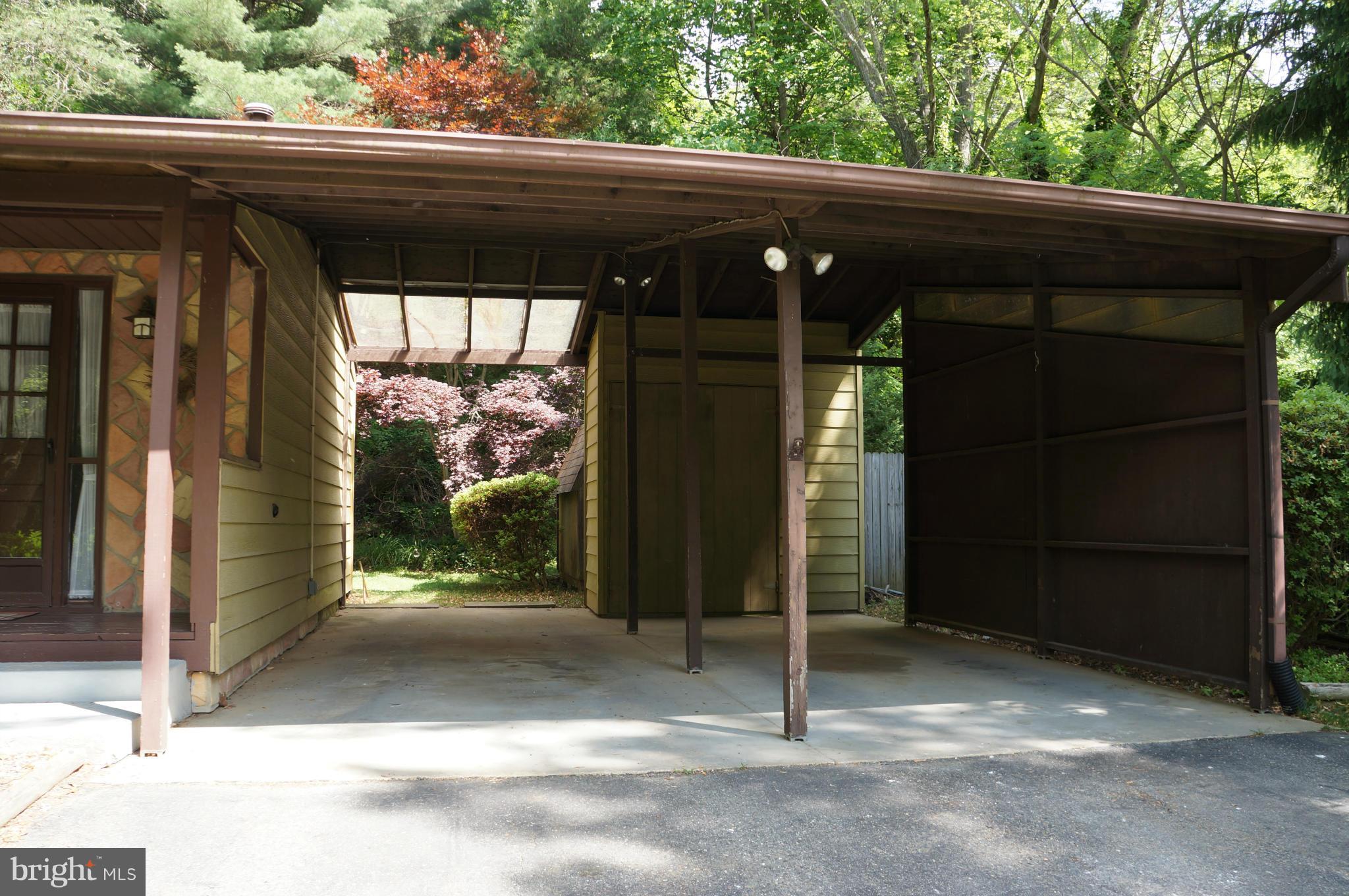 QUINCE ORCHARD KNOLLS - Residential