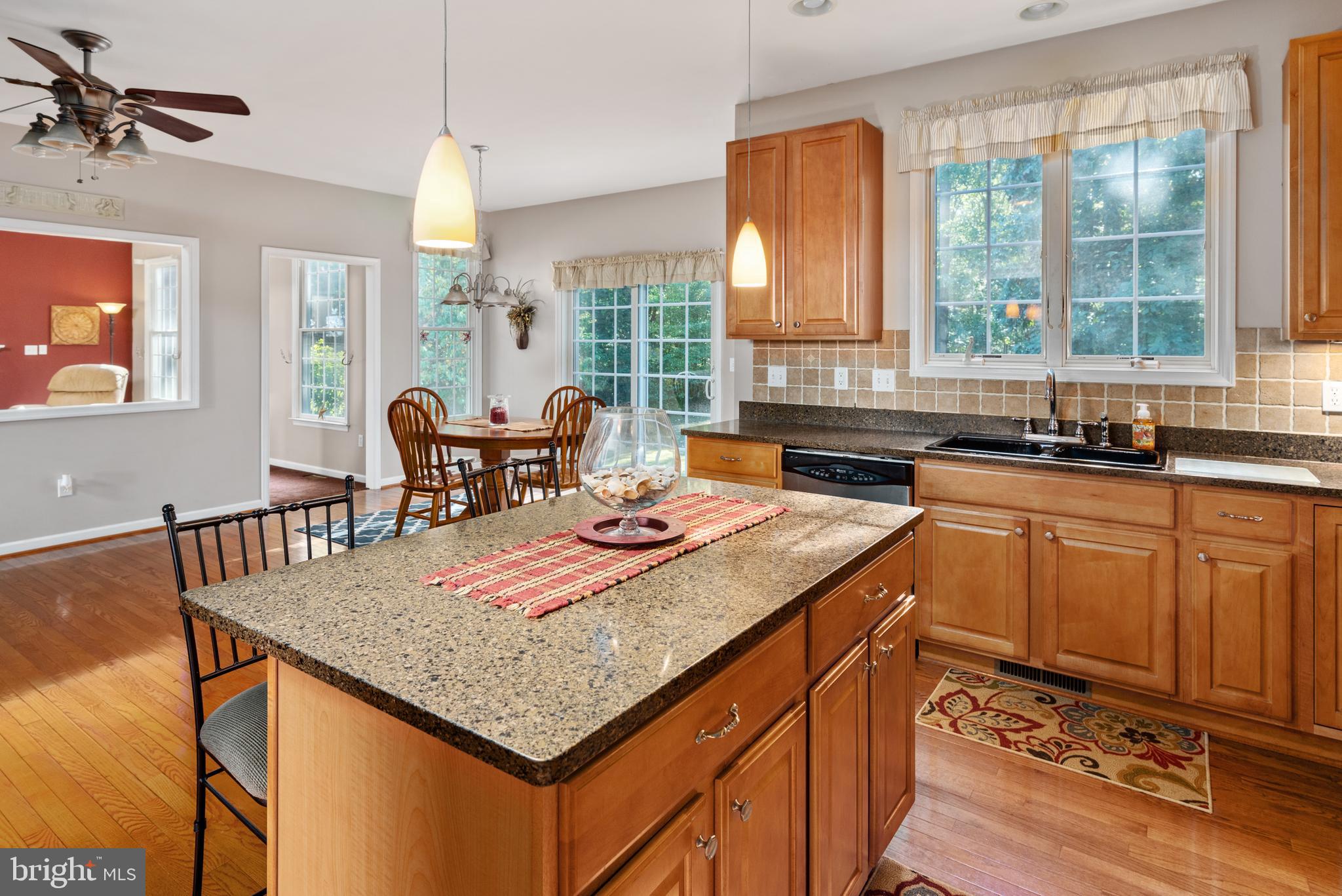 CENTREVILLE - Residential