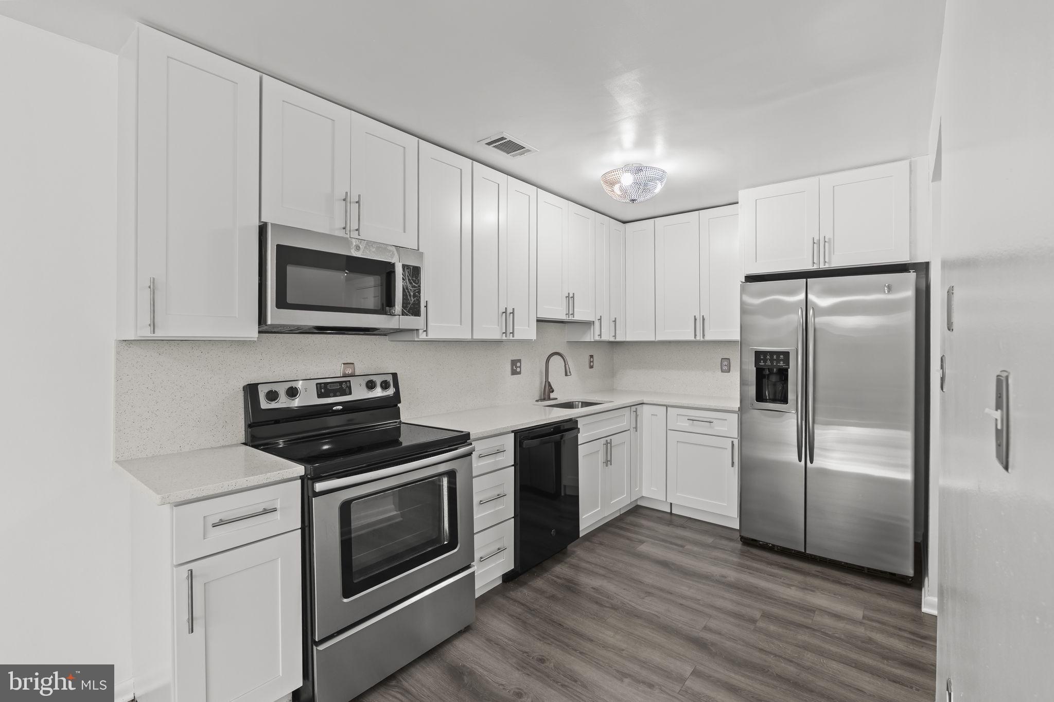 60 CABLE HOLLOW WAY 38-3