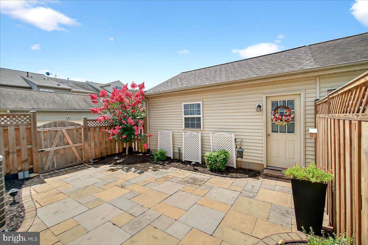 WORMANS MILL - Residential