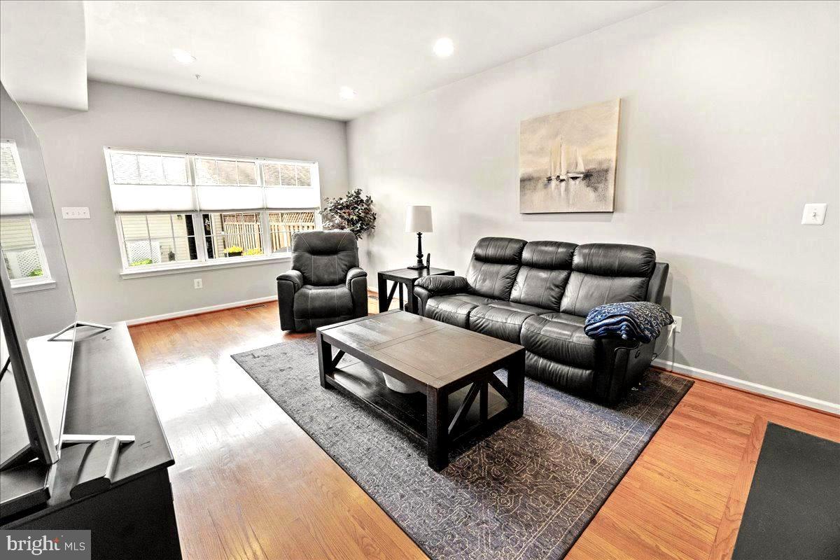 WORMANS MILL - Residential