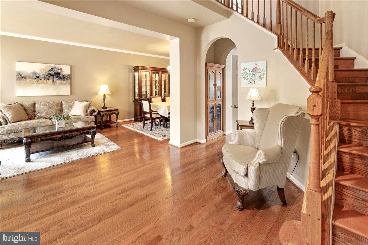 WORMANS MILL - Residential