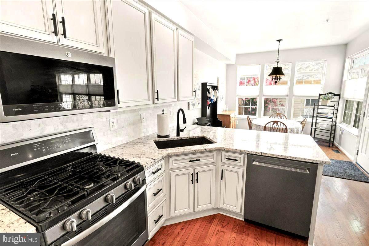 WORMANS MILL - Residential