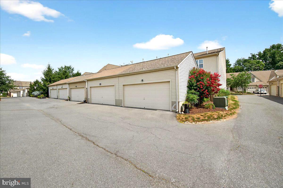 WORMANS MILL - Residential