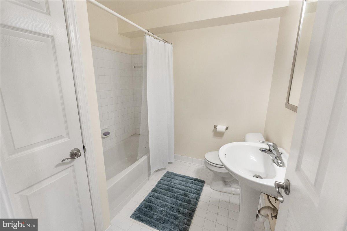 WORMANS MILL - Residential