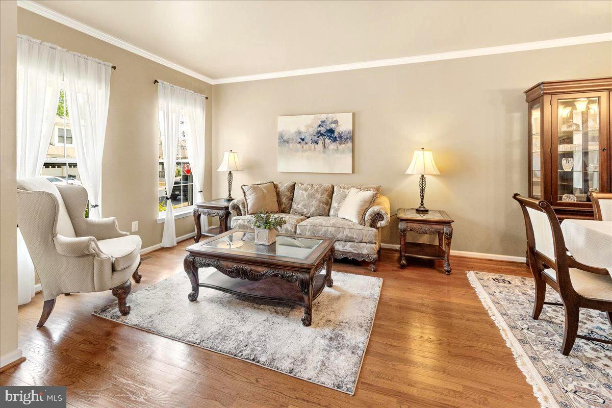 WORMANS MILL - Residential