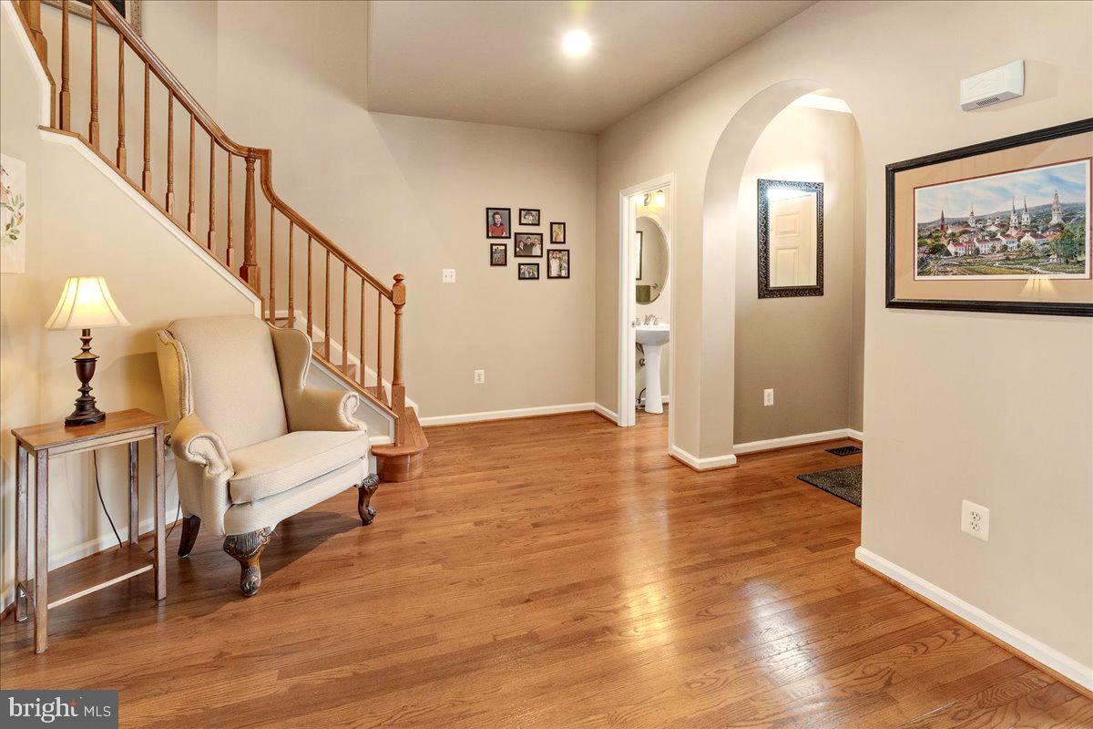 WORMANS MILL - Residential