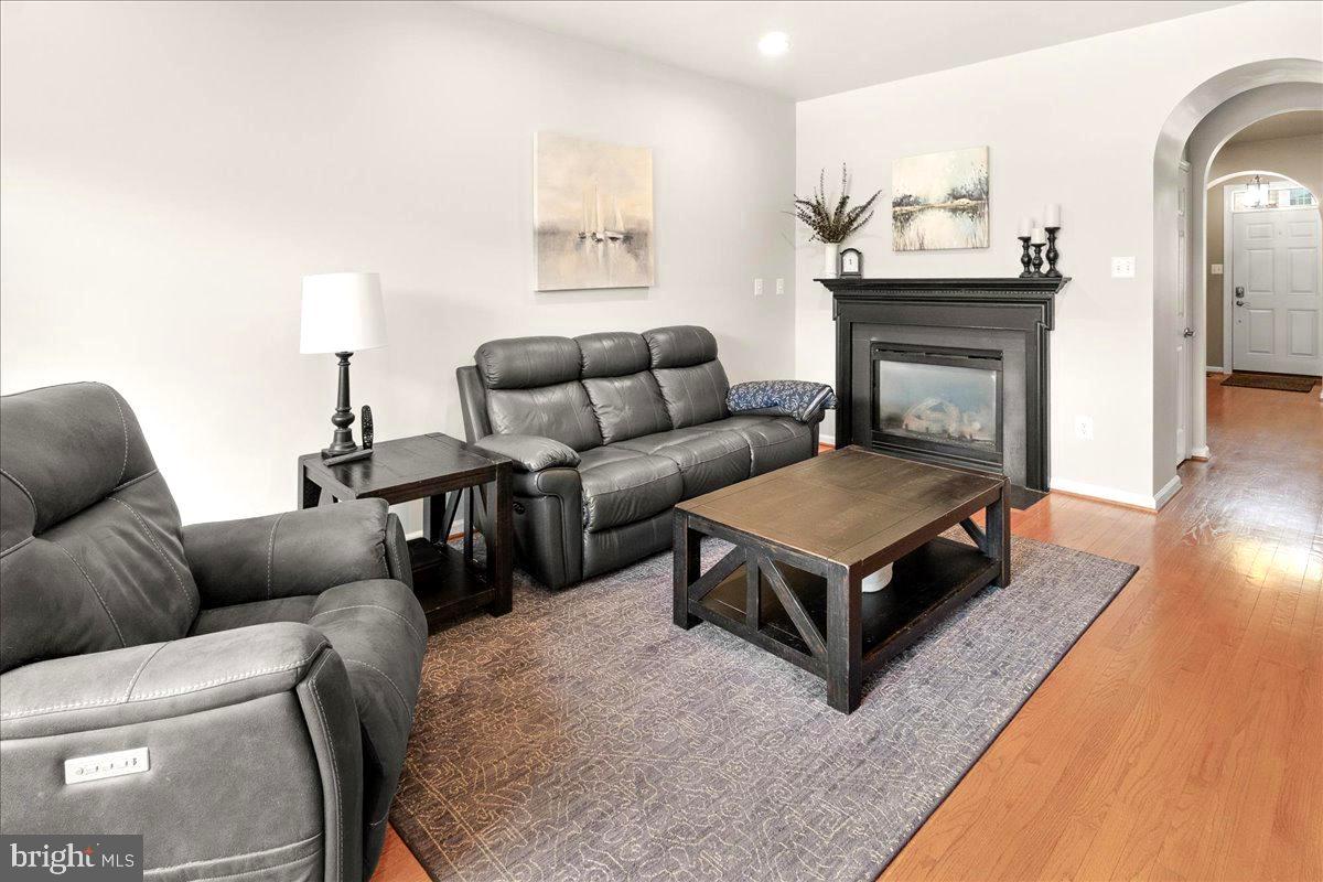 WORMANS MILL - Residential