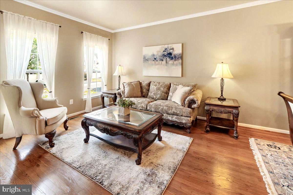 WORMANS MILL - Residential