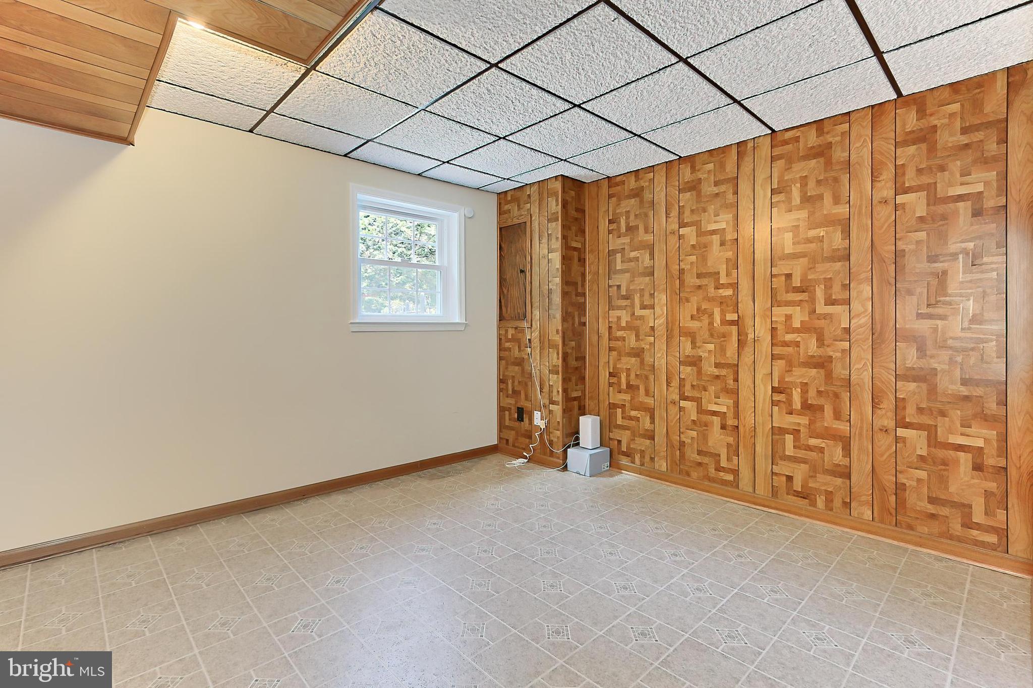 CLIFTON WOODS - Residential