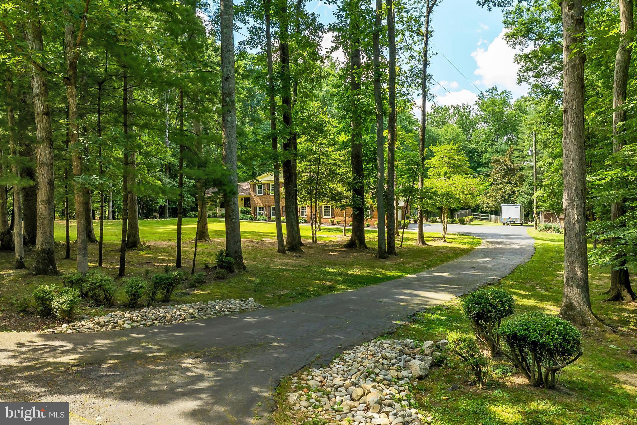 CLIFTON WOODS - Residential