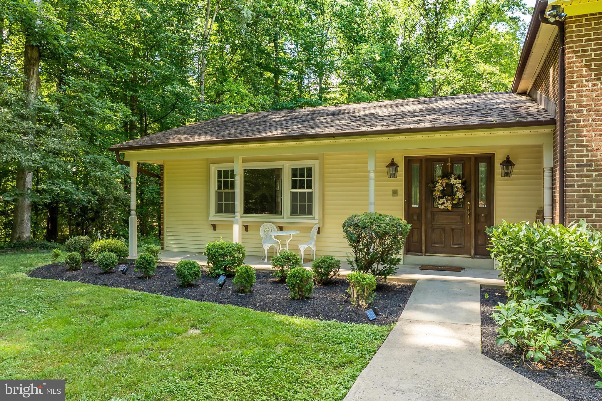 CLIFTON WOODS - Residential