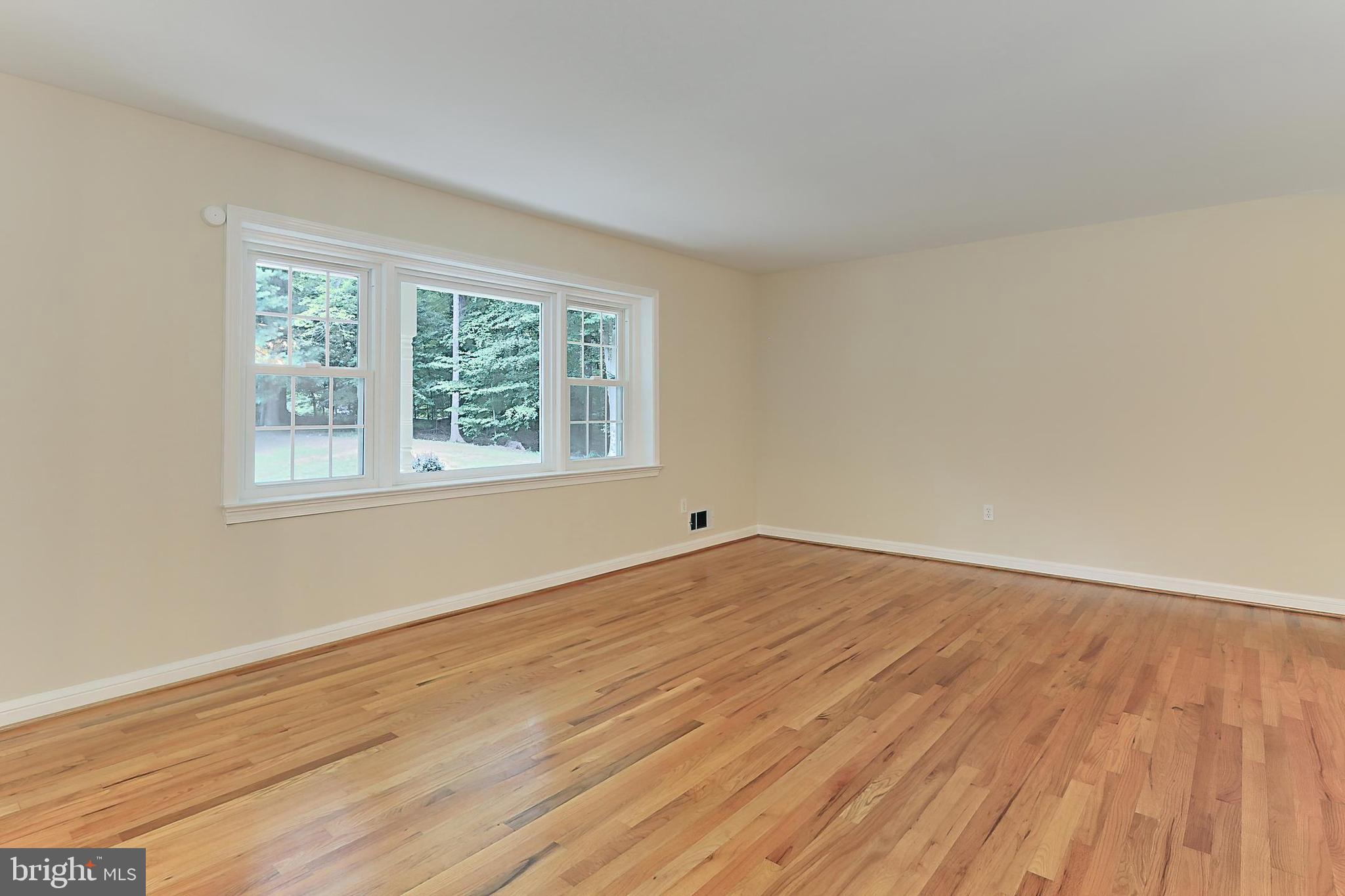 CLIFTON WOODS - Residential