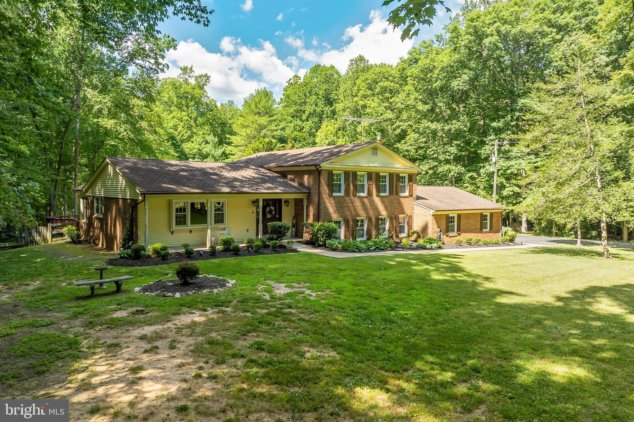 CLIFTON WOODS - Residential