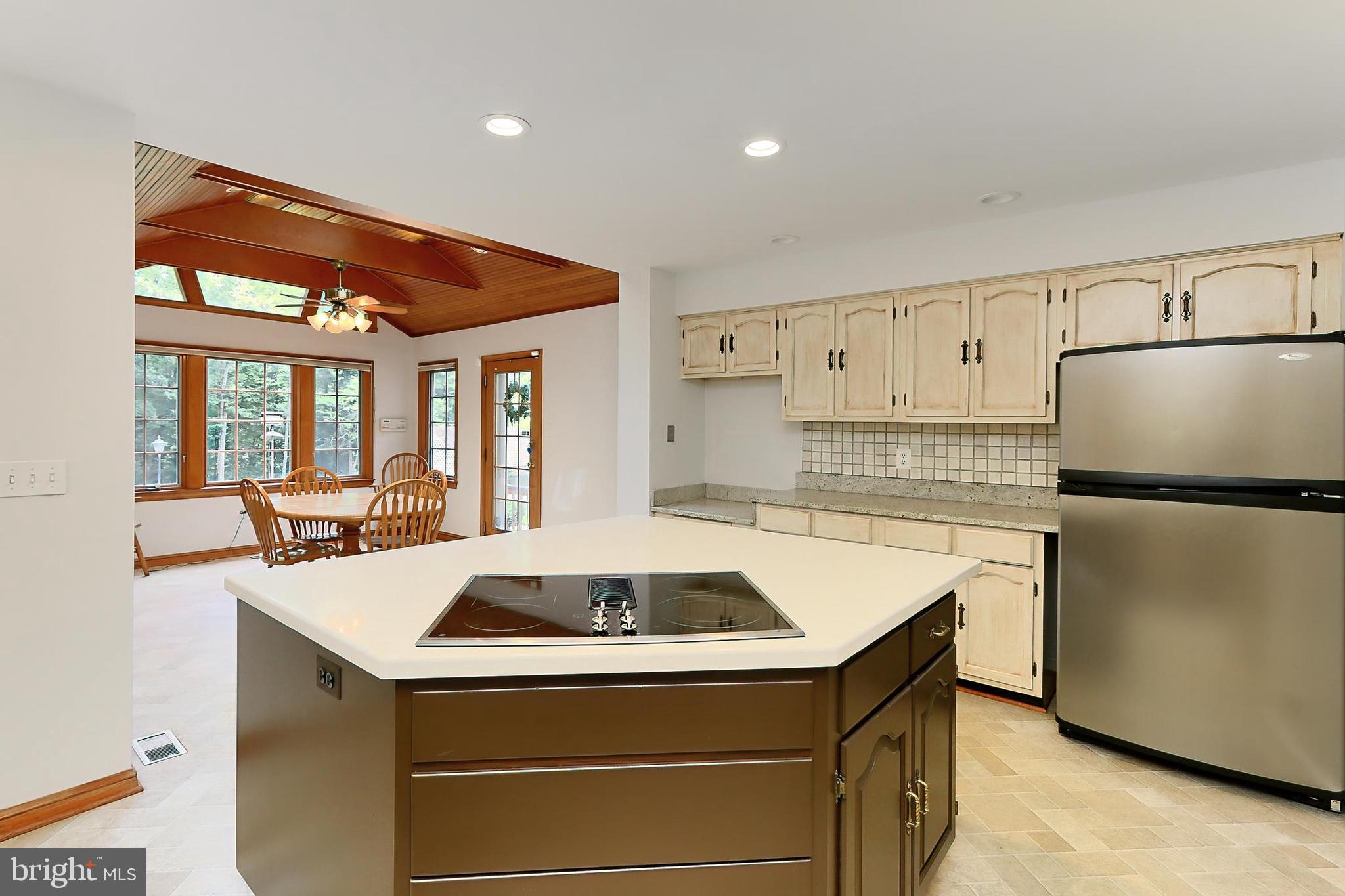 CLIFTON WOODS - Residential