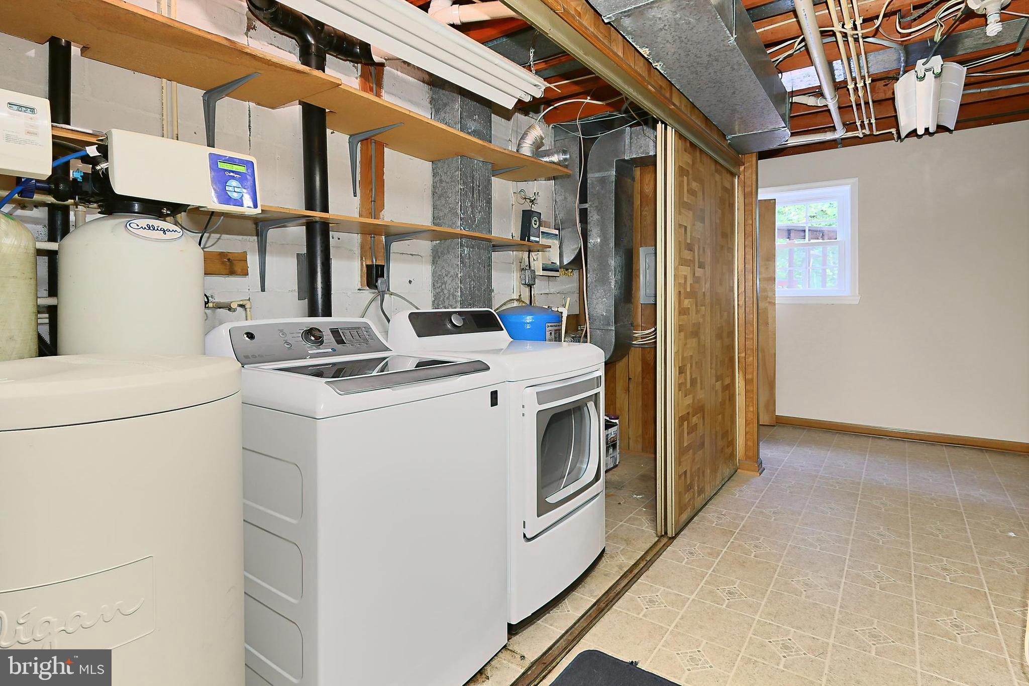 CLIFTON WOODS - Residential