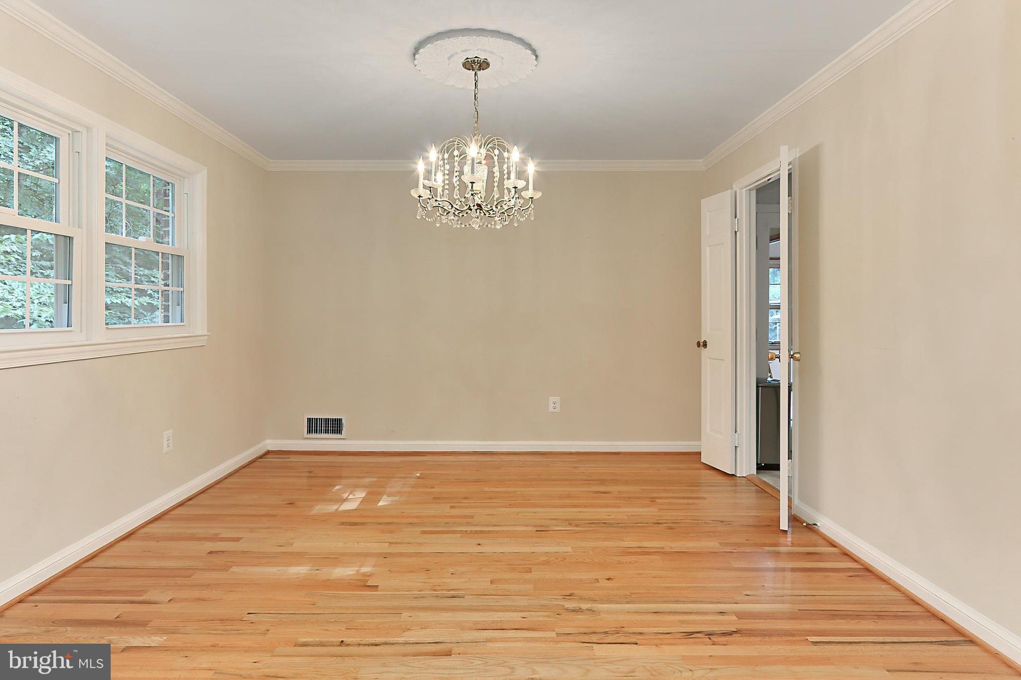 CLIFTON WOODS - Residential