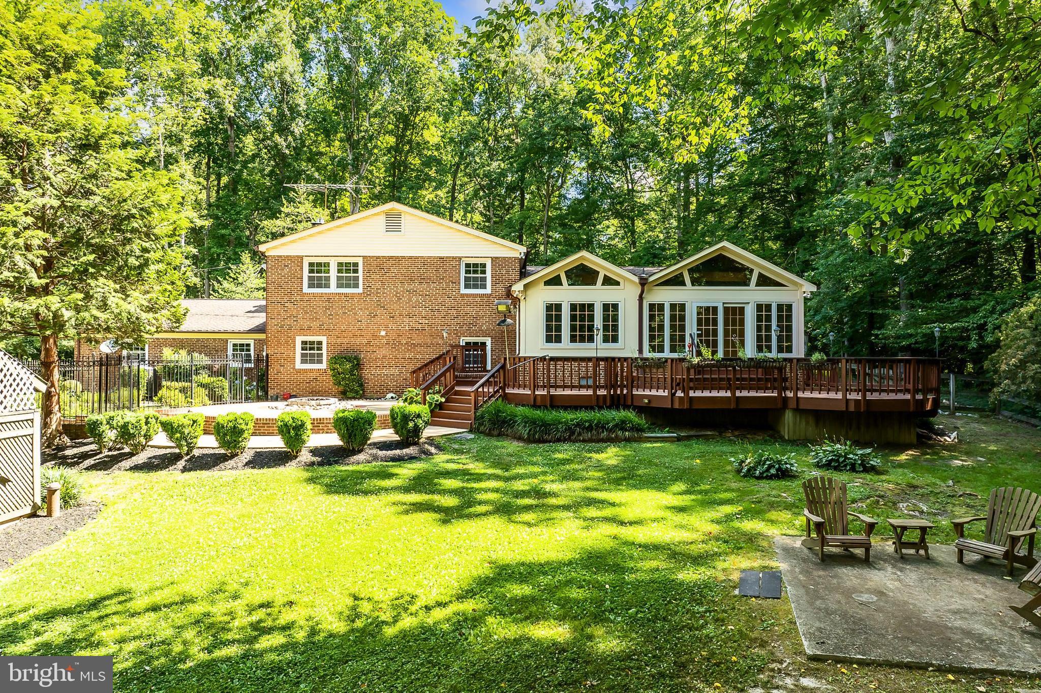 CLIFTON WOODS - Residential