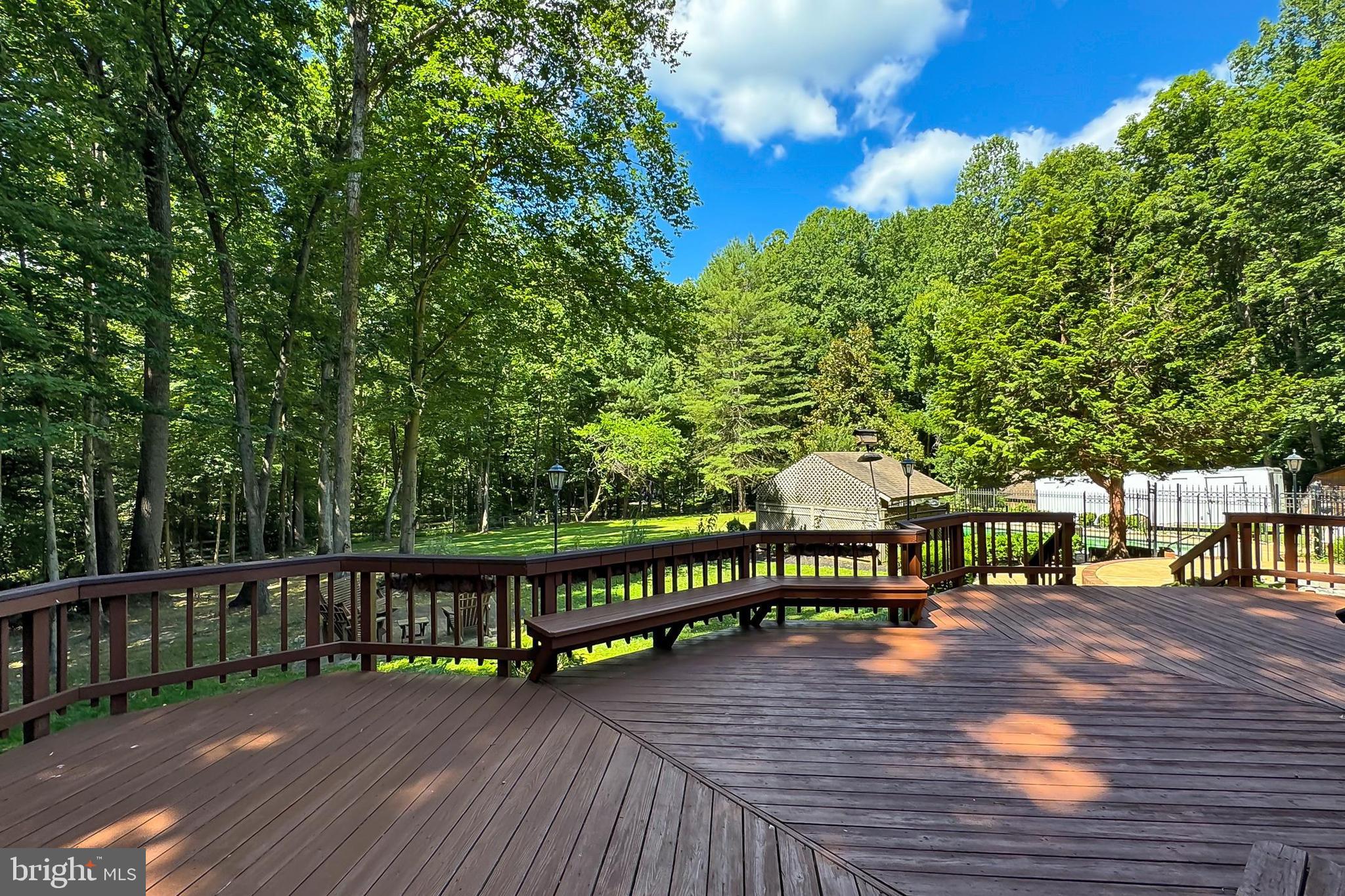 CLIFTON WOODS - Residential