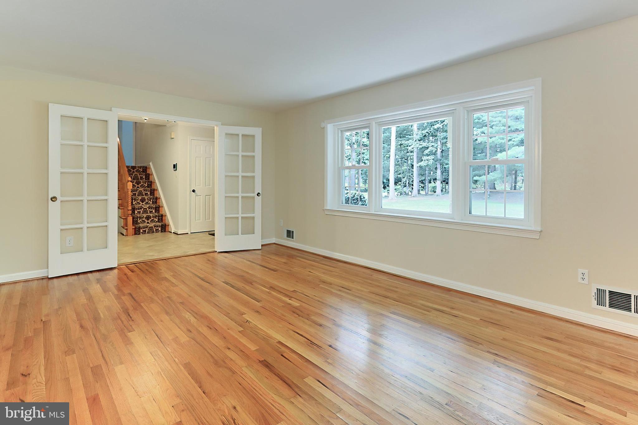 CLIFTON WOODS - Residential